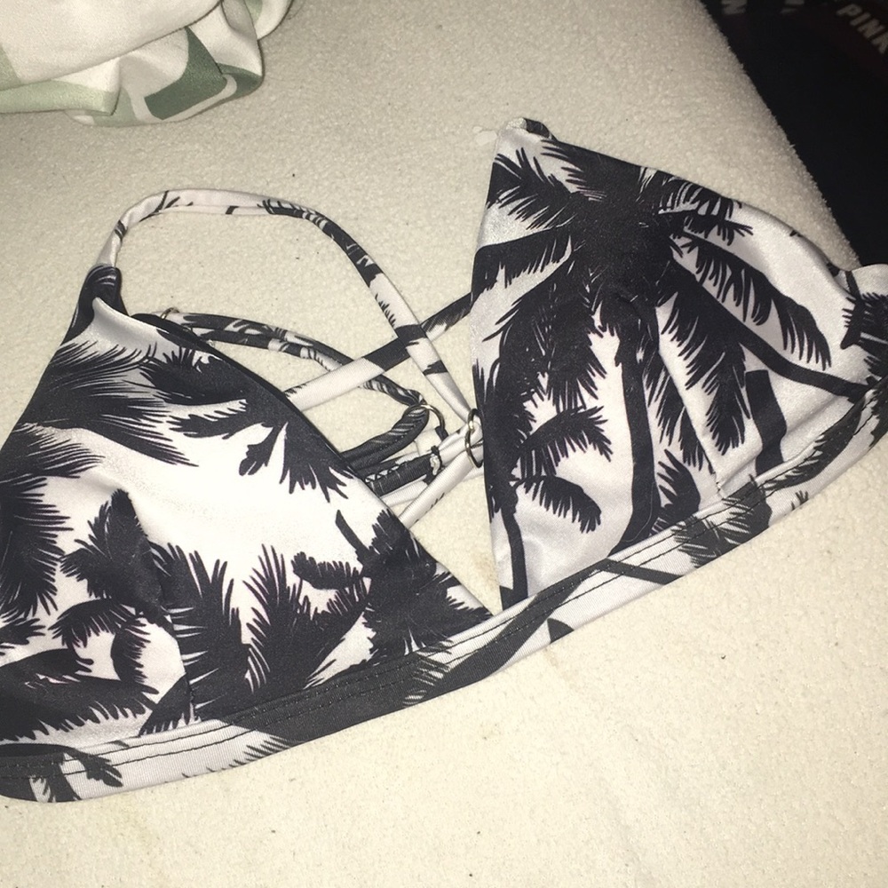 Bathing suit top